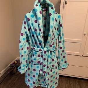 Like New Soft Bath Robe!